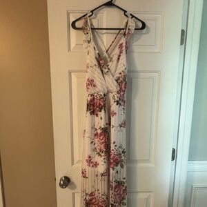 Francesca’s XS Floral Dress